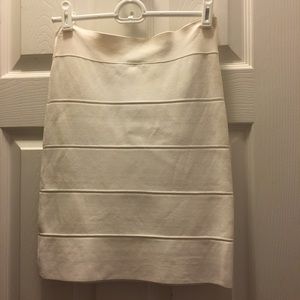 BCBG Maxazria Stretch Mini Pencil Skirt
